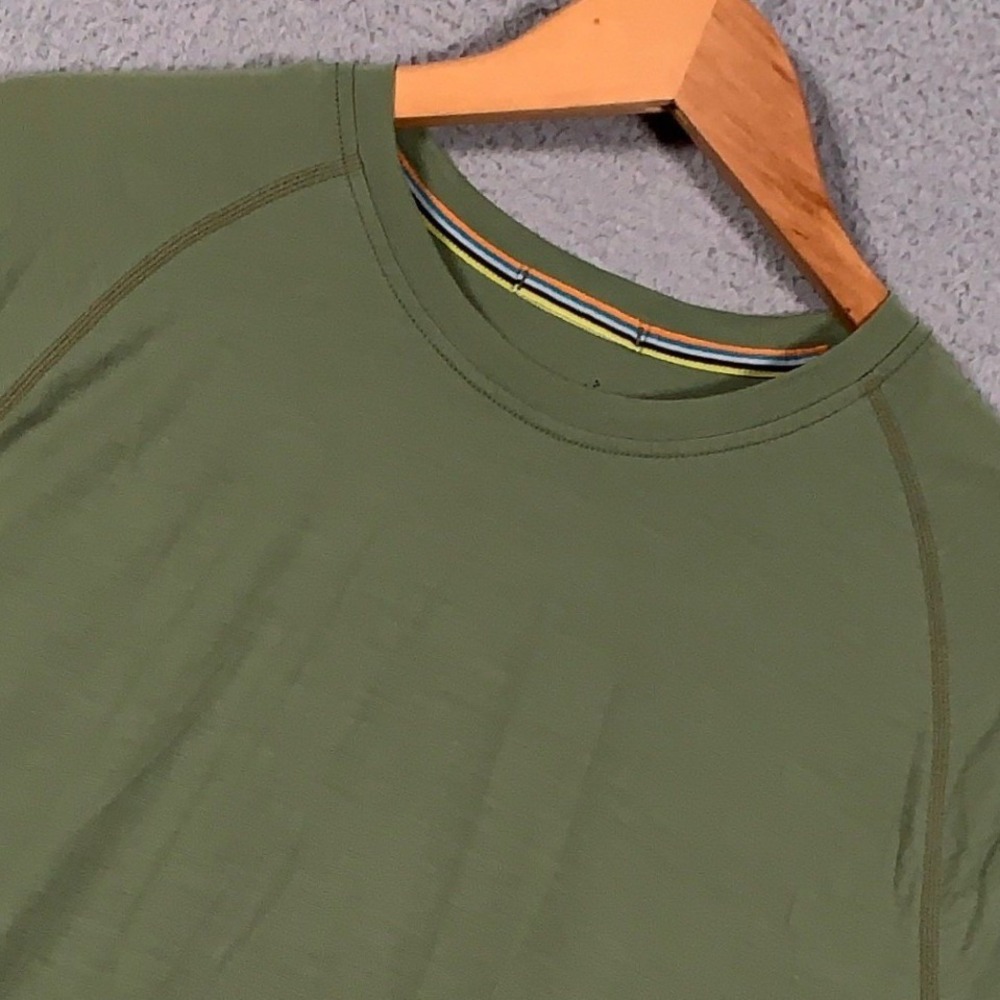 Smartwool Merino 150 Base Layer T-Shirt Mens Large Green Short Sleeve Raglan Tee